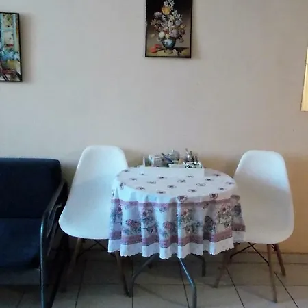 Ladadika