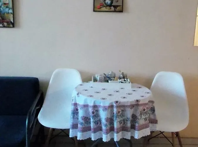 Ladadika